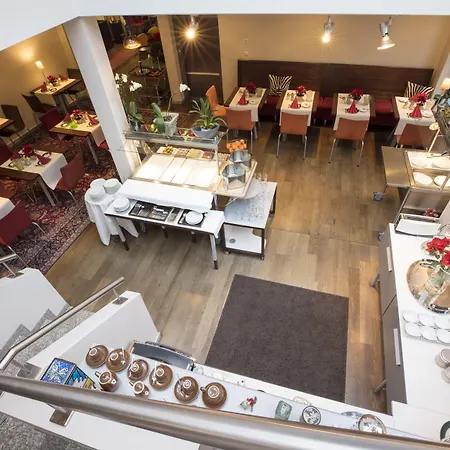 佐拉蒙特设计酒店 酒店 4*