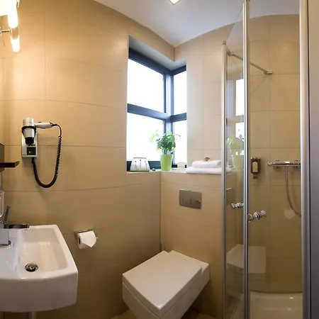 佐拉蒙特设计酒店