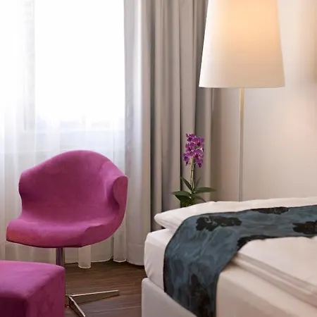 佐拉蒙特设计酒店 4*